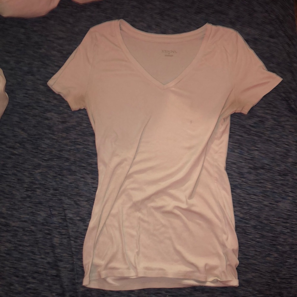 White tee shirt